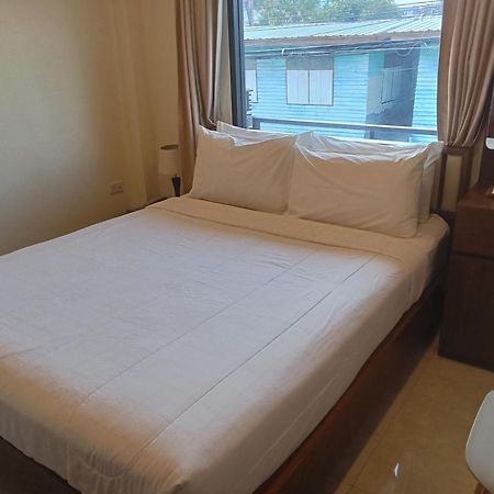 Suthep Home & Hostel Bangkok Exterior photo